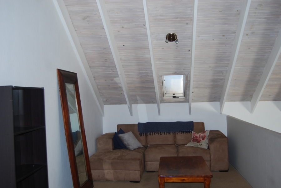 To Let 8 Bedroom Property for Rent in Shelley Point Western Cape